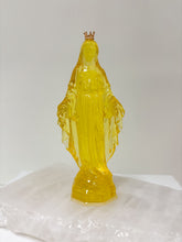 Load image into Gallery viewer, 6" Crowned Mary Statue (Medium)