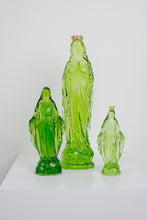 Load image into Gallery viewer, 4&quot; Crowned Mary Statue (Petite)
