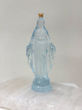 Load image into Gallery viewer, 6&quot; Crowned Mary Statue (Medium)
