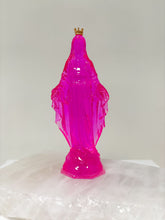Load image into Gallery viewer, 6&quot; Crowned Mary Statue (Medium)
